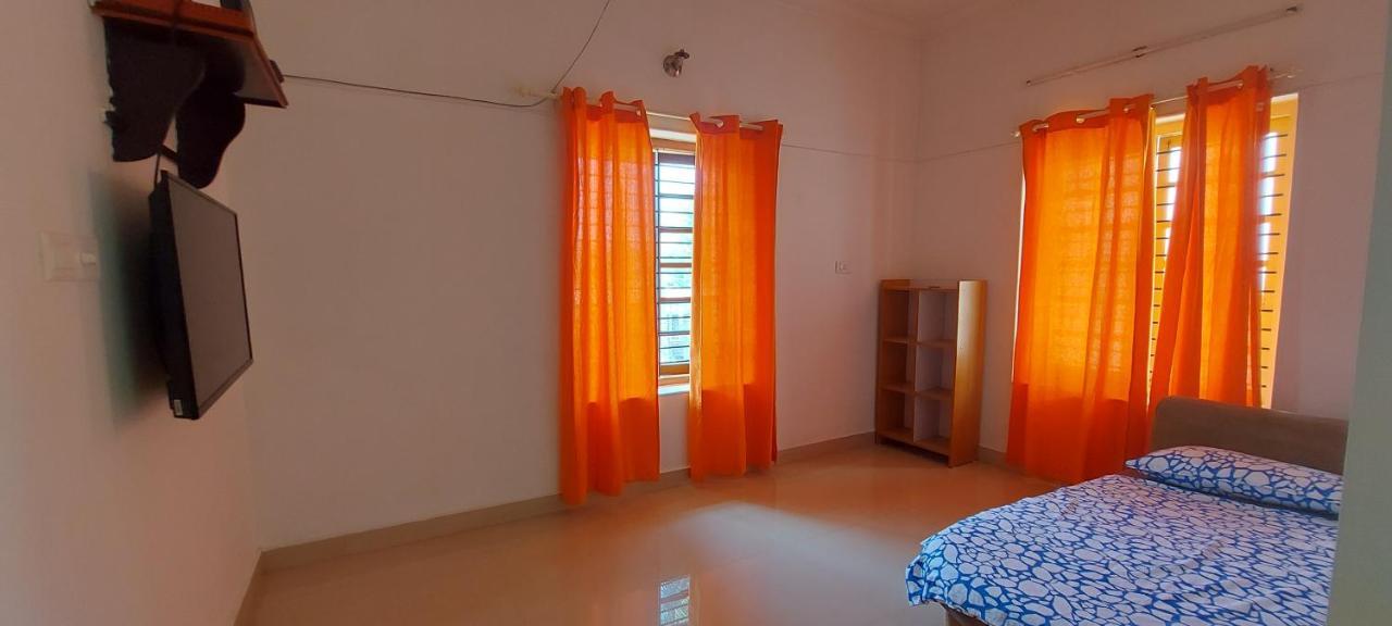 טריואנדרום Orange Valley Homestay Trivandrum מראה חיצוני תמונה